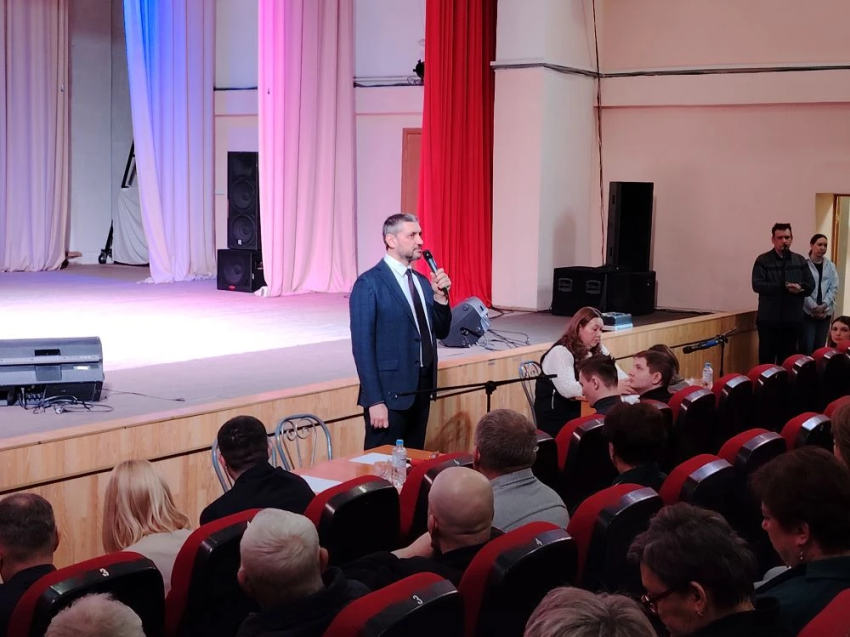 Жители Красночикойского округа рассказали губернатору о наболевшем