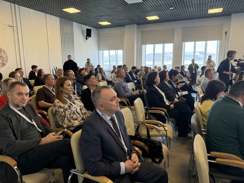 ​Первым событием форума «Новые горизонты» в Чите стало заседание о концепции въездного кластера Забайкалья