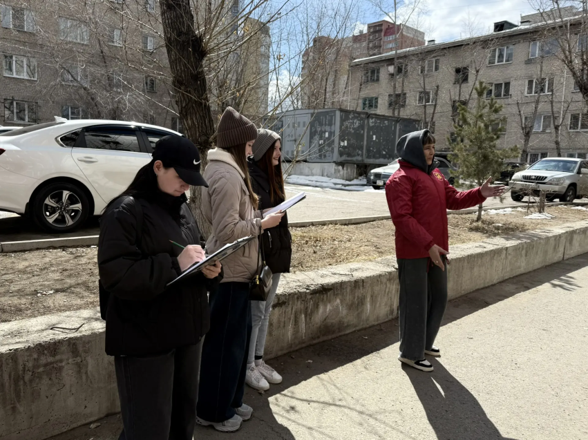 Закрепить теорию и понять, как устроена отрасль изнутри: Студенты Забайкалья проходят практику в Госжилинспекции 