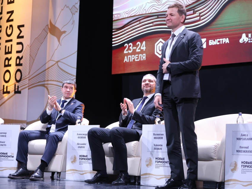 Замруководителя Минтранса РФ Валентин Иванов: Через пункты пропуска Забайкалья в прошлом году прошли рекордные 25 млн тонн грузов