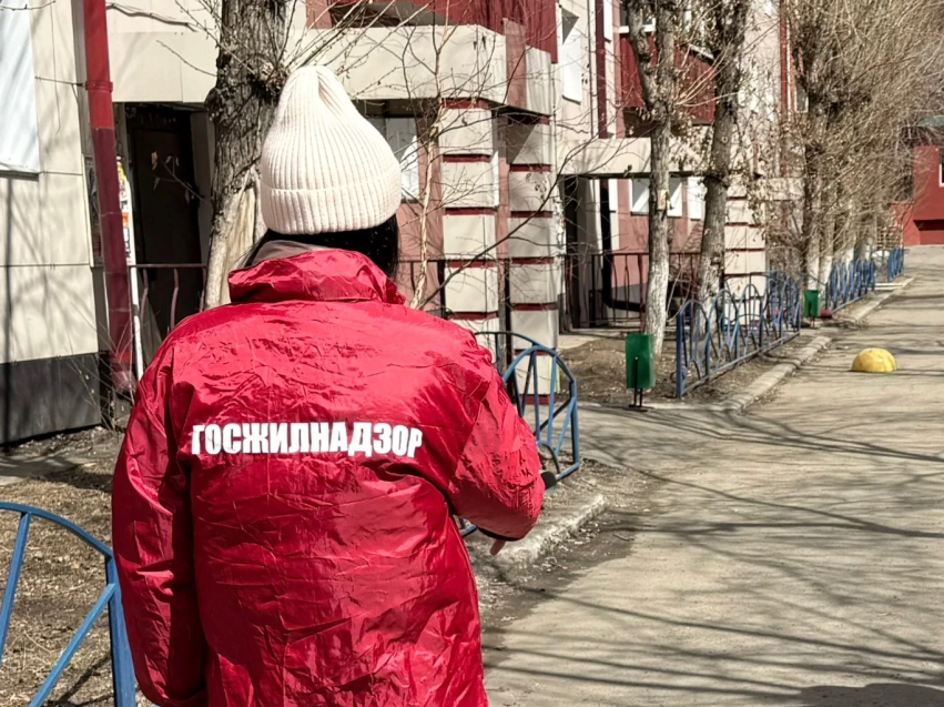 В посёлке Текстильщиков отремонтировали пешеходную дорожку после обращения в Госжилинспекцию