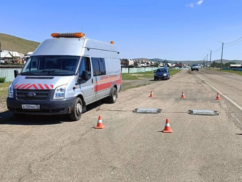 ​ГКУ «Забавтодор» напоминает — в Забайкалье введены сезонные ограничения для большегрузов