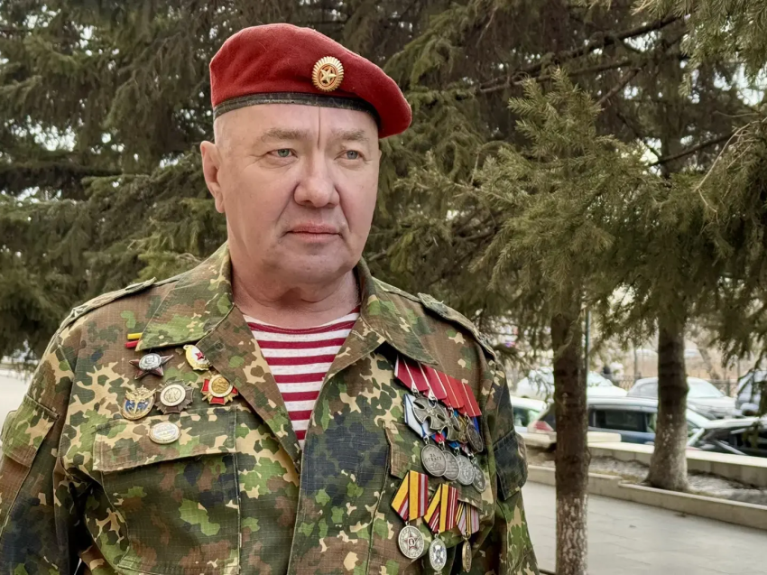 ​«Не за медали воевал»: Забайкальский ветеран спецоперации месяц в одиночку нёс боевое дежурство в «серой зоне» СВО 