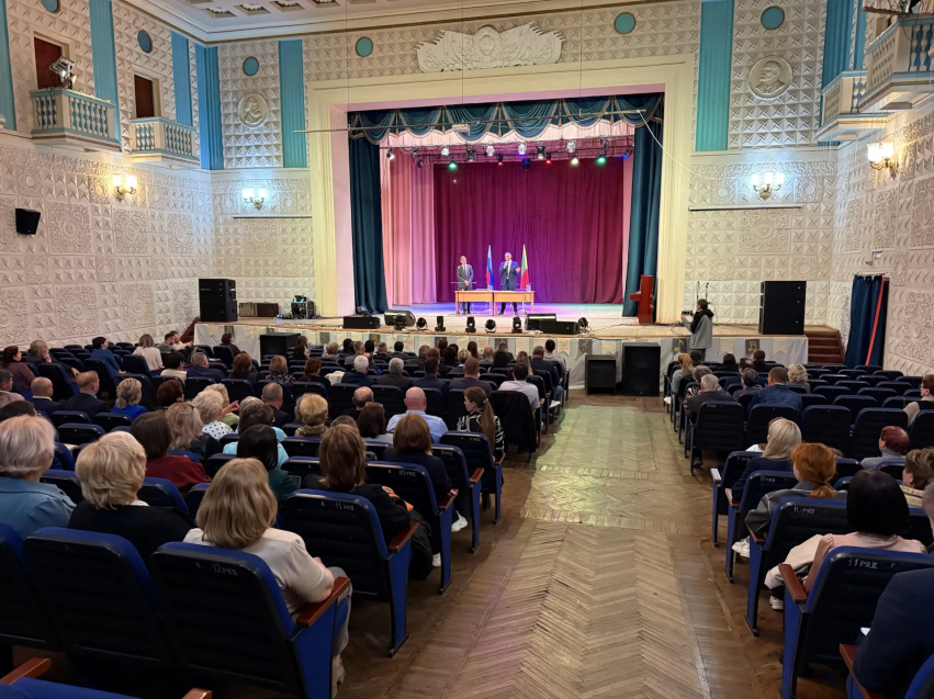 ​Жители Петровск-Забайкальского округа рассказали главе Забайкалья о насущных проблемах 