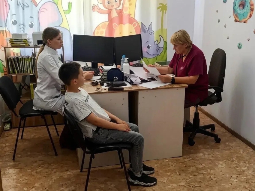 Свыше 300 детский судеб изменили федеральные врачи в Балее