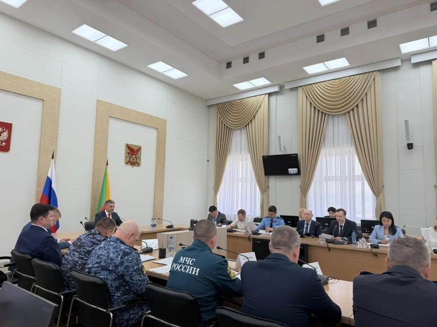 Заседание антитеррористической комиссии Забайкалья провёл глава региона Александр Осипов