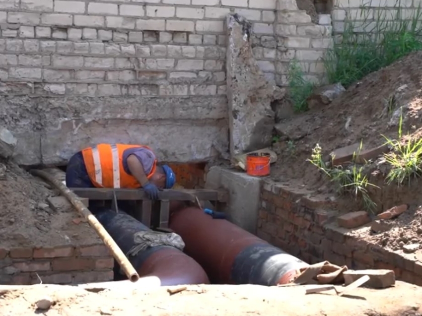 В Атамановке заменён аварийный участок теплотрассы