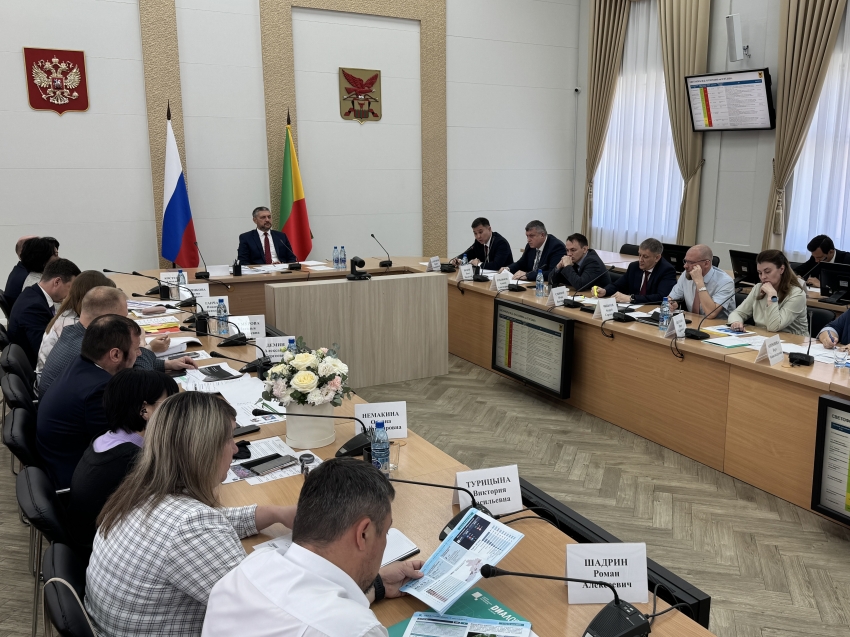 ​Александр Осипов: Превентивные работы по предотвращению подтоплений на местах должны вестись по часам