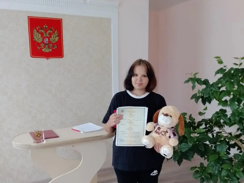 ​В Шелопугино поздравили семью с рождением пятого ребёнка