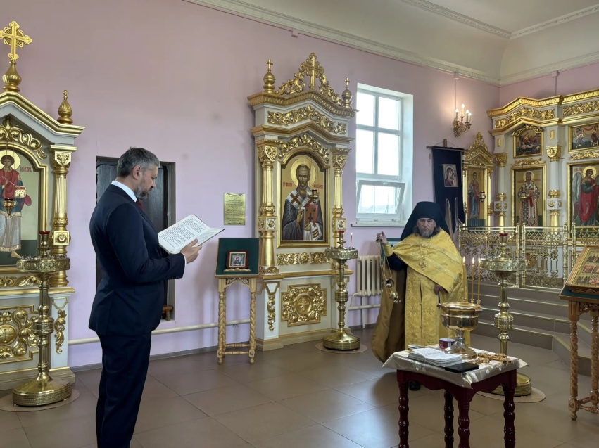 ​Александр Осипов принял участие в молебне в главном храме Улётовского округа