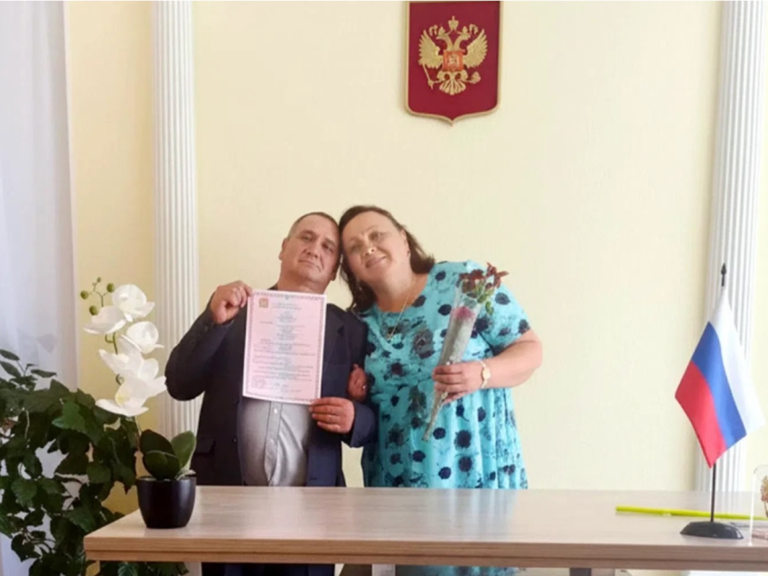 Любви все возрасты покорны: в Хапчерангинском доме‑интернате сыграли свадьбу