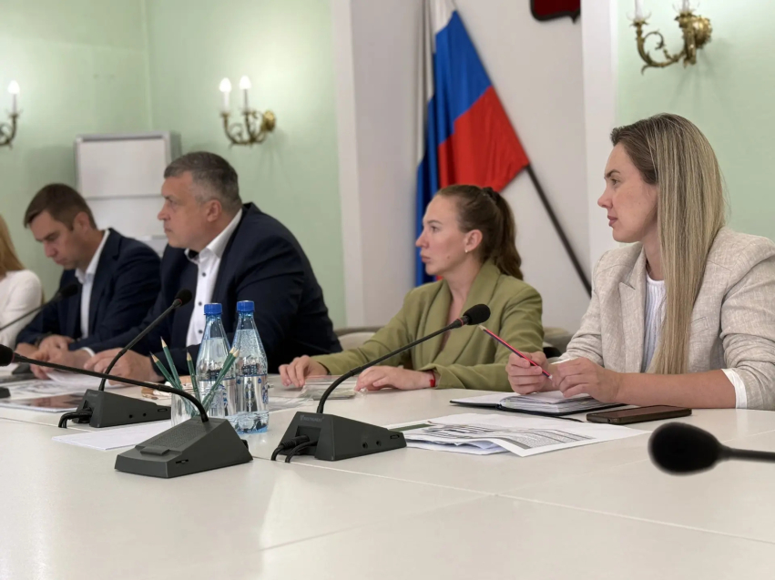 Установлена сцена, готова гримерка, внутри остался декор: павильон Забайкалья готовят к ВЭФ-2026 