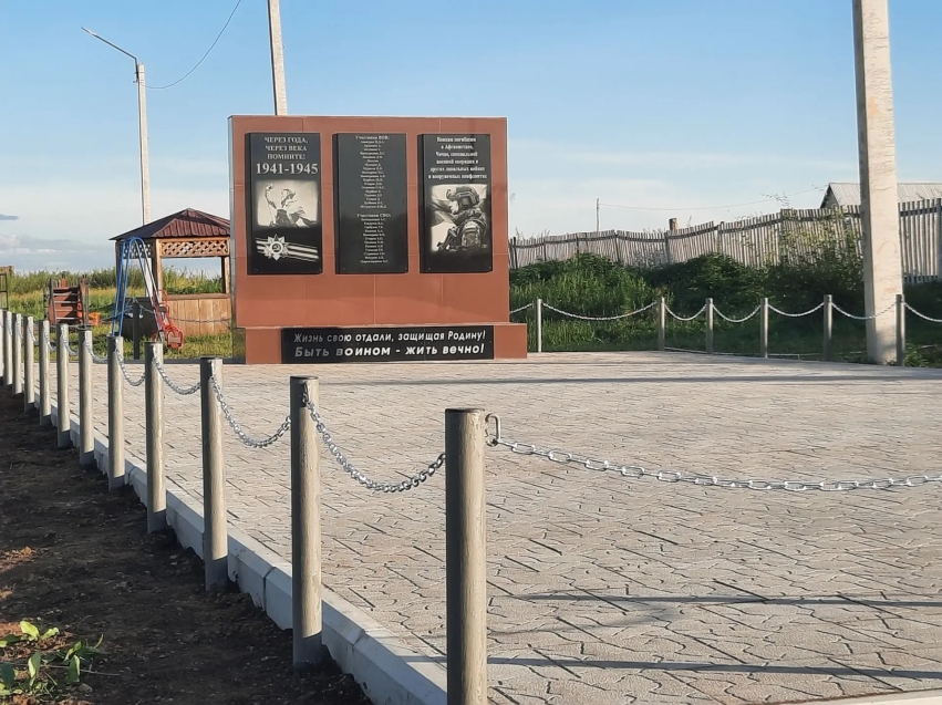 ​Памятник воинам-землякам обустроили благодаря инициативе жителей села в Борзинском округе