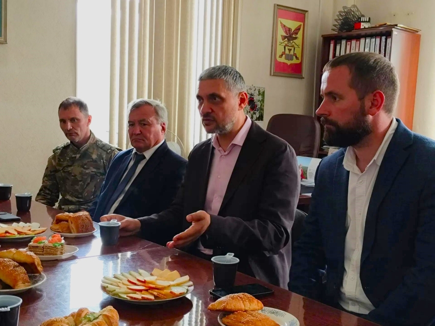 ​Помочь ветеранам СВО вернуться к мирной жизни: Губернатор Забайкалья в Новокручининском поговорил с участниками специальной военной операции