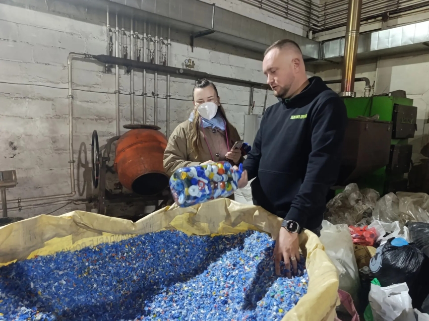 ​«Надежно и экологично»: местные производители уличной мебели помогают создавать комфортную городскую среду в Забайкалье