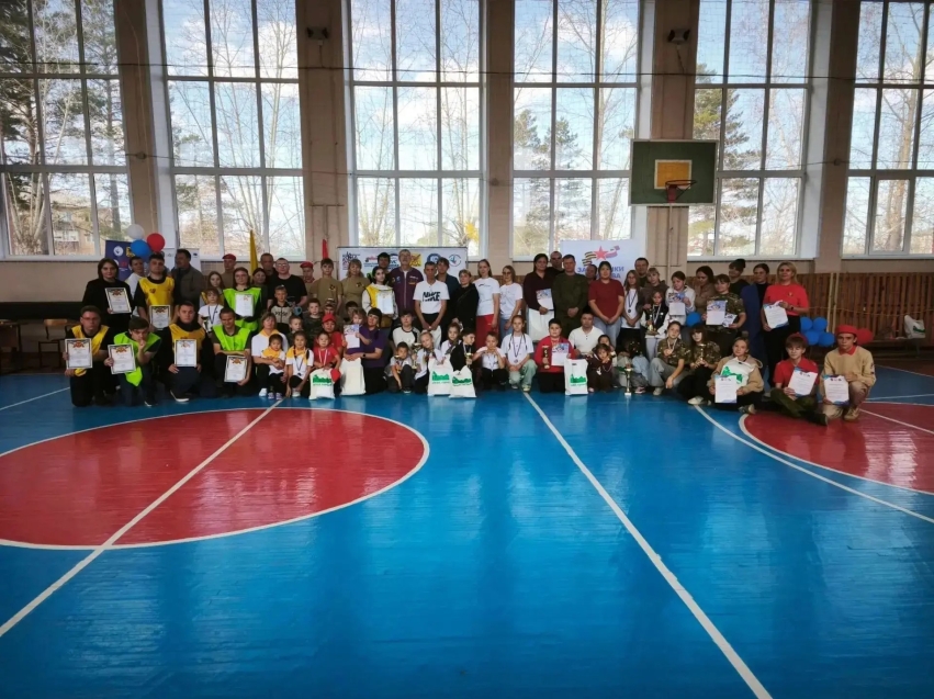 «Отцы и дети — вместе к победе!»: В посёлке Горный состоялся краевой турнир по настольным адаптивным играм для ветеранов СВО
