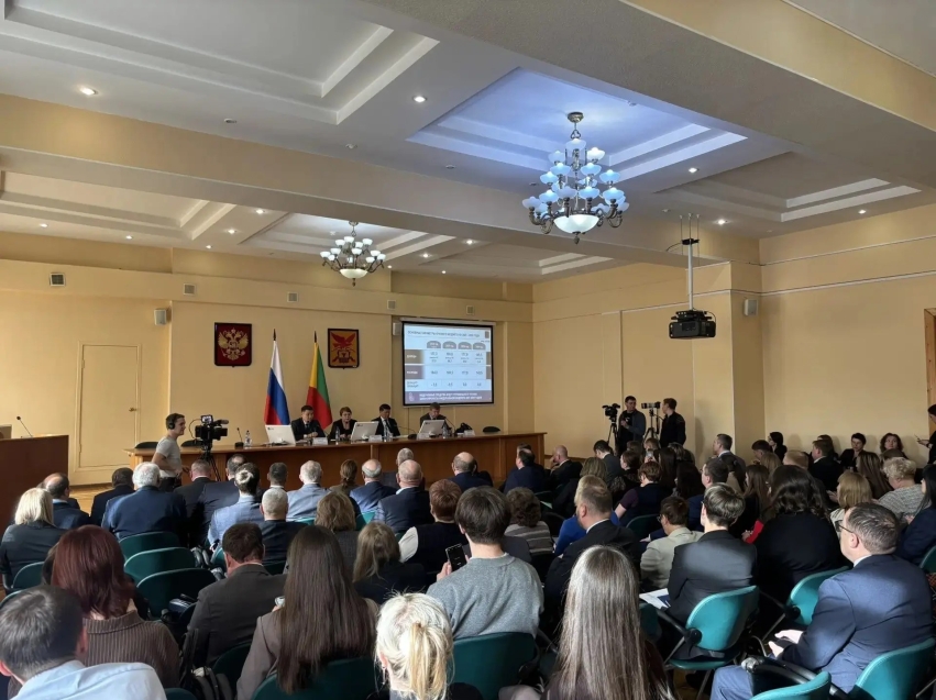 Бюджет-2027: По решению Александра Осипова будет расширена поддержка сирот, студентов и многодетных семей Забайкалья 