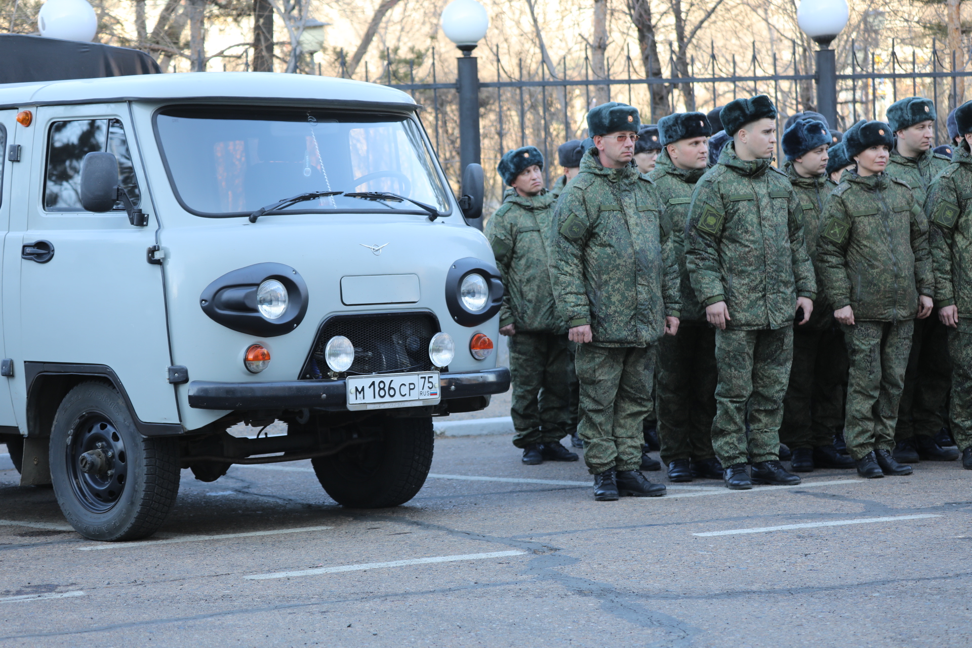 Машины для военнослужащих