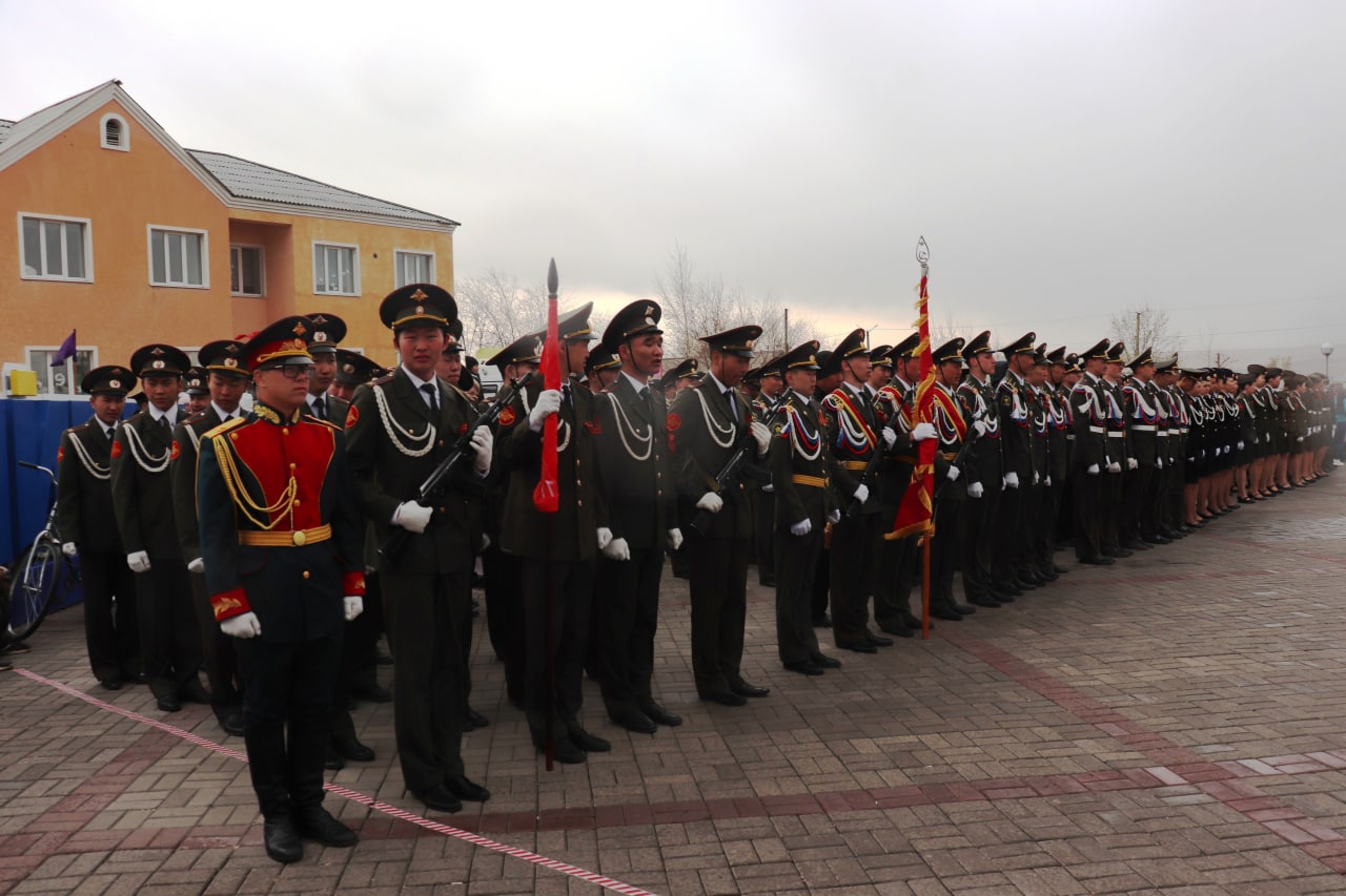 Могойтуй погода забайкальский край могойтуйский. Поселок Могойтуй Могойтуйского района. Поселок Могойтуй Забайкальский край. Могойтуй площадь.