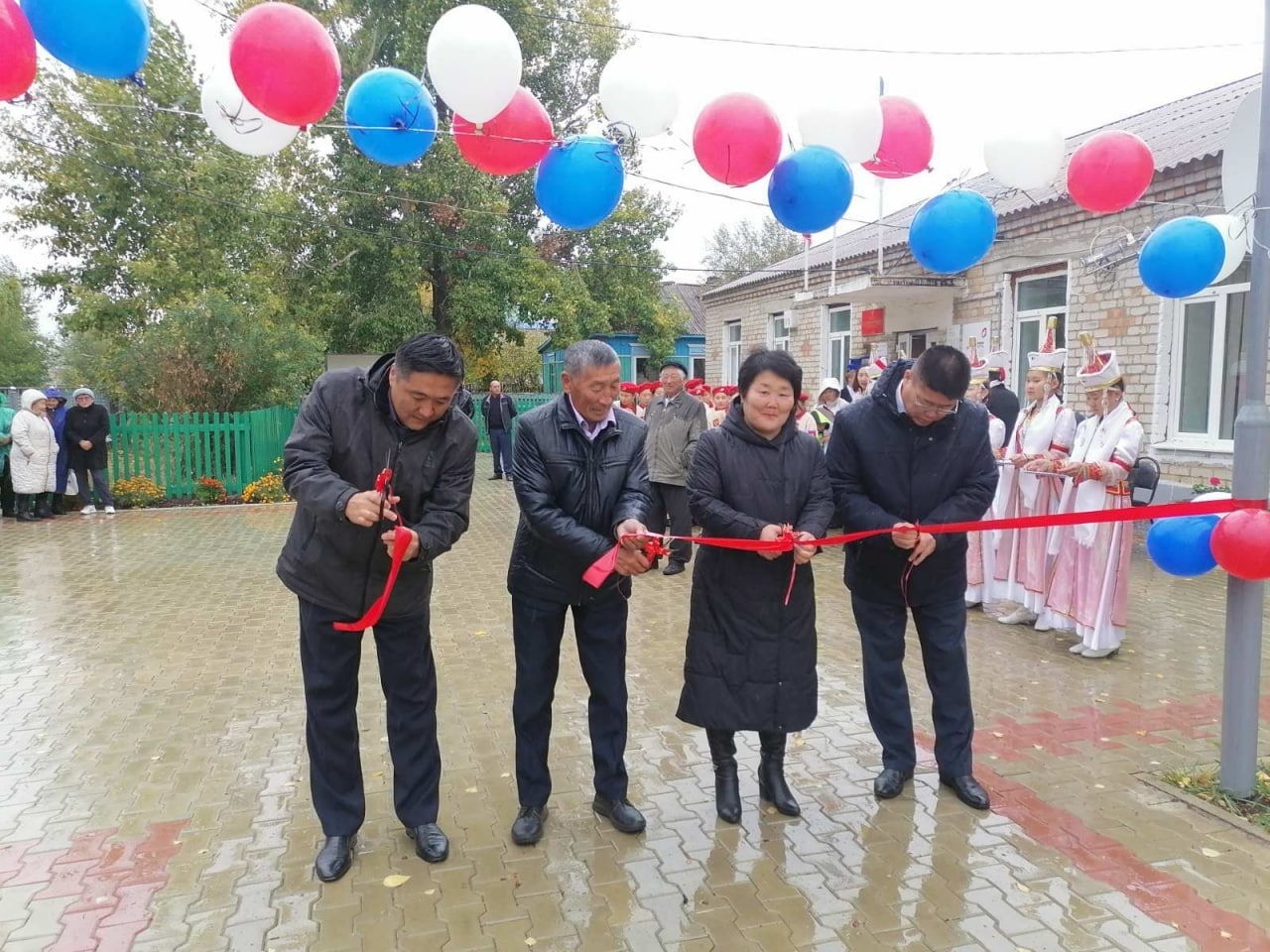 Погода в хара шибирь забайкальский край. Хара-Шибирь. Детская площадка в селе Хара-Шибирь. Хара-Шибирь Забайкальский город. Фото Хара-Шибирь.