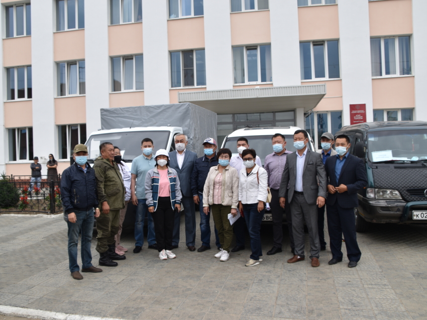 За несколько дней жители Агинского района собрали гуманитарную помощь пострадавшим от паводка на сумму более 140 тыс. рублей