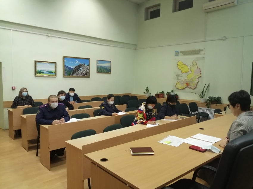 В Агинском районе стартовала всероссийская акция «День правовой помощи детям»