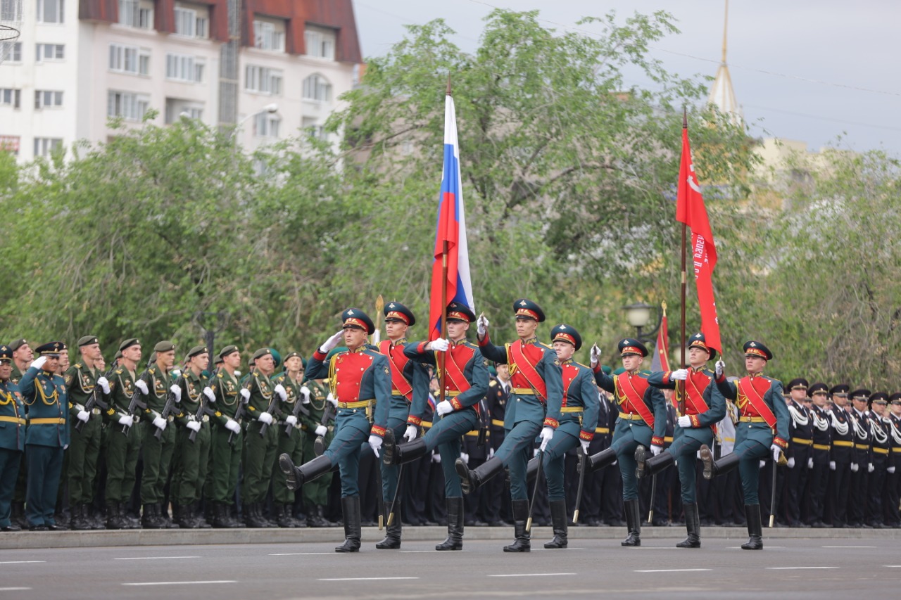 Парад победы в чите фото