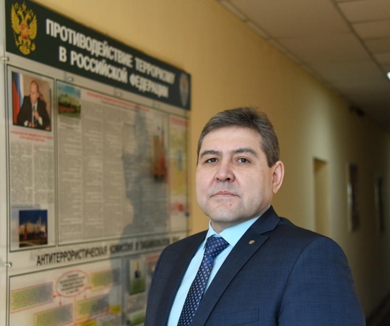 Интервью помощника губернатора Забайкальского края - руководителя аппарата АТК Забайкальского края Игоря Шемелина газете "Забайкальский рабочий"