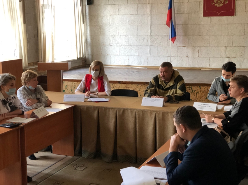 Действовать нужно вместе: Виктория Бессонова обсудила отмену ЕНВД с предпринимателями Читинского района   