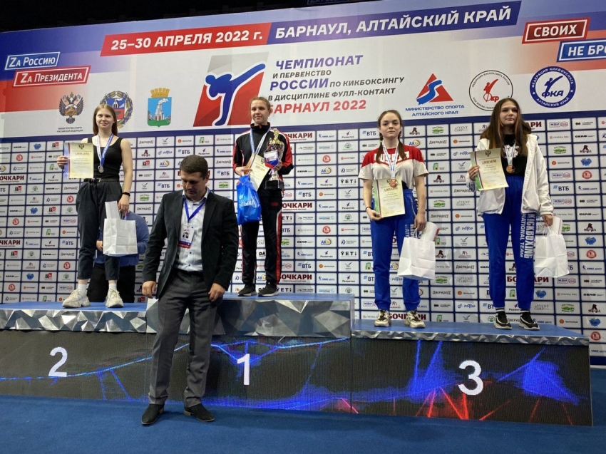 Спортсменка из Новой Куки стала победительницей Первенства России по кикбоксингу
