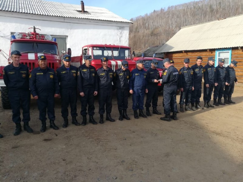 Строевые смотры провели в пожарных частях  ГУ «Забайкалпожспас» 