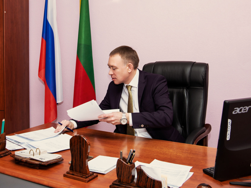 Альберт Трофимов поздравил служителей закона  с профессиональным праздником – Днем юриста