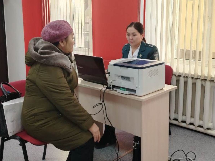 Порядка 90 выездных офисов налоговой службы прошли в период кампании по уплате имущественных налогов