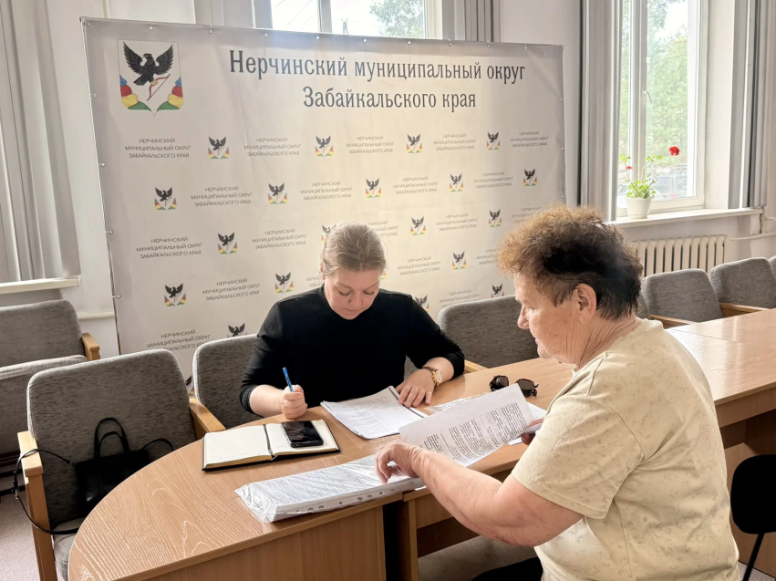 Провели личный приём и осмотрели дома: специалисты Госжилинспекции Забайкалья встретились с жителями Нерчинского округа