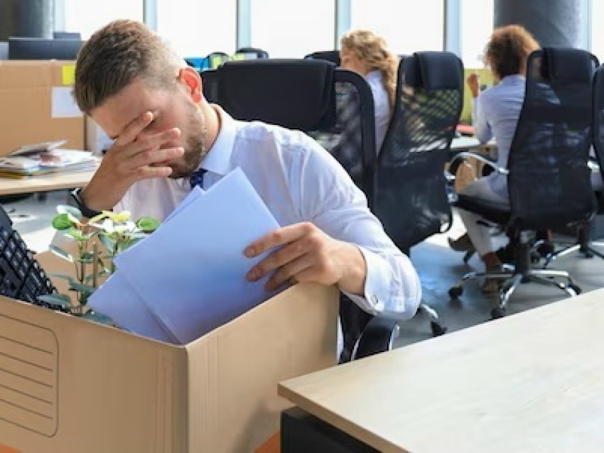 После увольнения по сокращению работодатель не вправе сам изменить его дату.