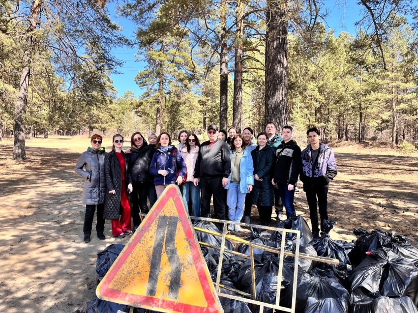 Коллектив Департамента госимущества и подведомственные учреждения приняли участие в субботнике