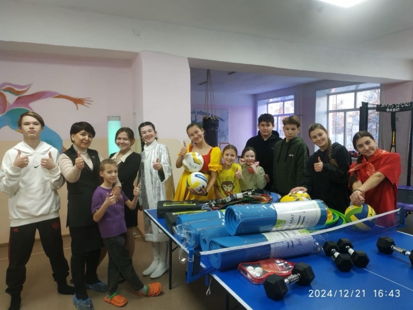 Праздник к нам приходит!