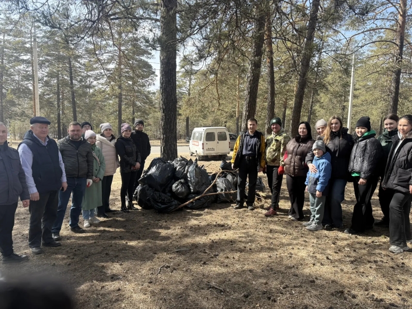 Сотрудники Департамента приняли участие в общегородском субботнике