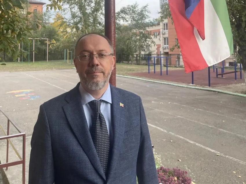 Сотрудники и руководитель Департамента госимущества приняли участие в выборах 