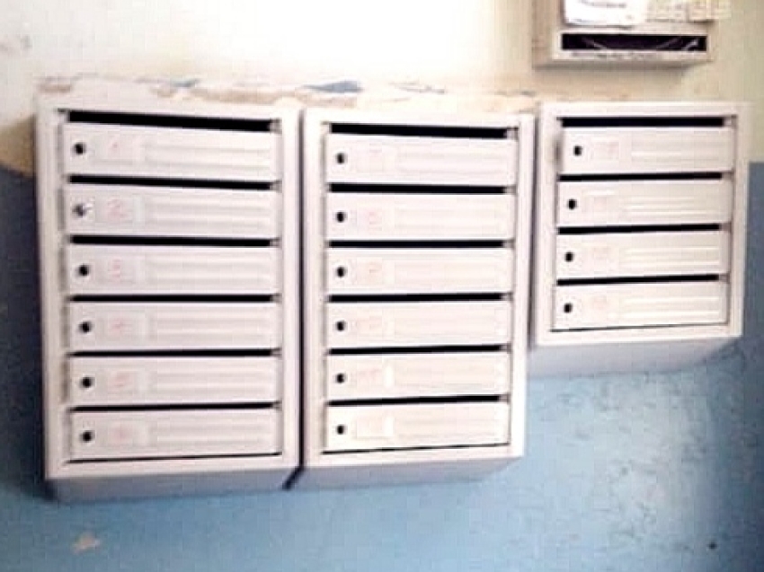 Инспекция обязала управляющую компанию заменить почтовые ящики жителям микрорайона Гвардейский