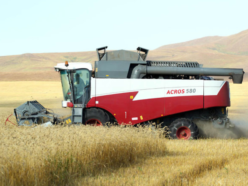 ​Аграрии Забайкалья получили 174 тысячи тонн зерна по итогам уборочной кампании