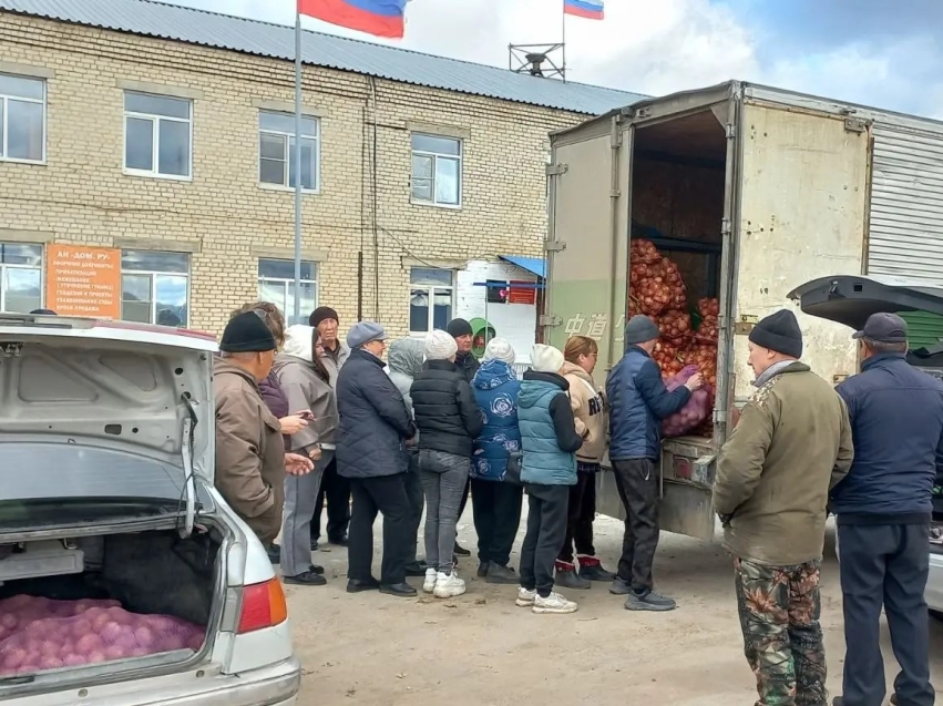 ​Жители трех пострадавших от паводков районов Забайкалья получат овощные наборы до 15 ноября