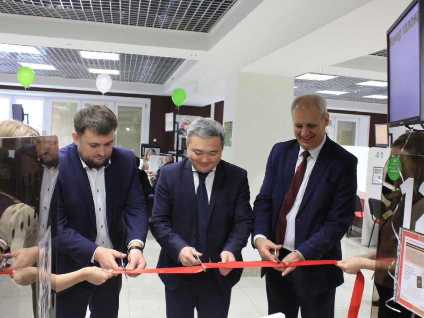 В МФЦ Забайкальского края дан старт первому в России совместному проекту по установке POS-терминалов
