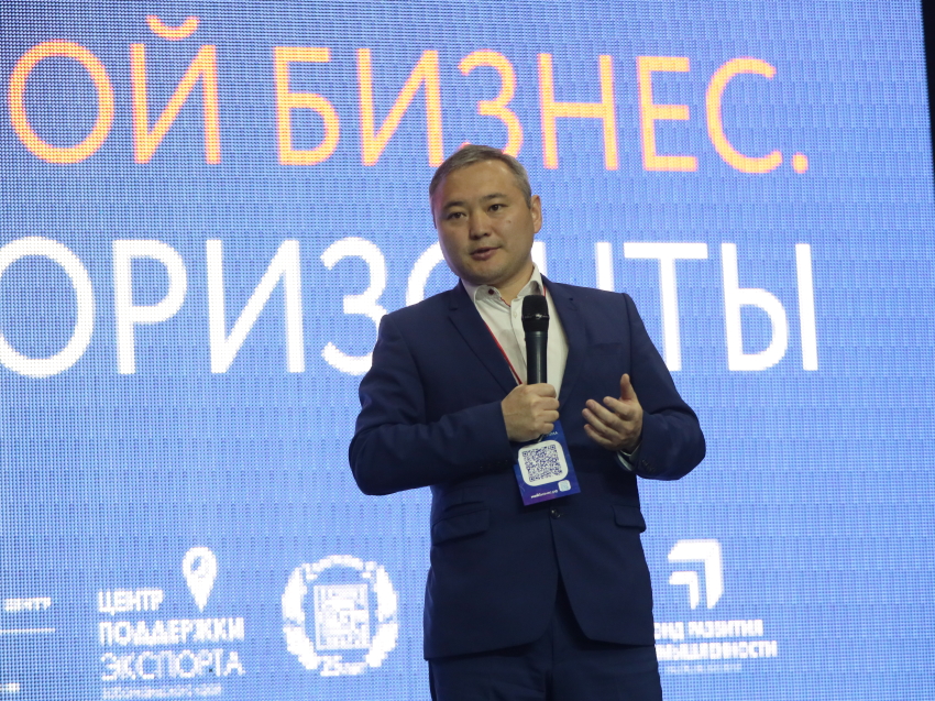 Бардалеев рассказал о выделении дополнительных 12 миллионов рублей на поддержку бизнеса