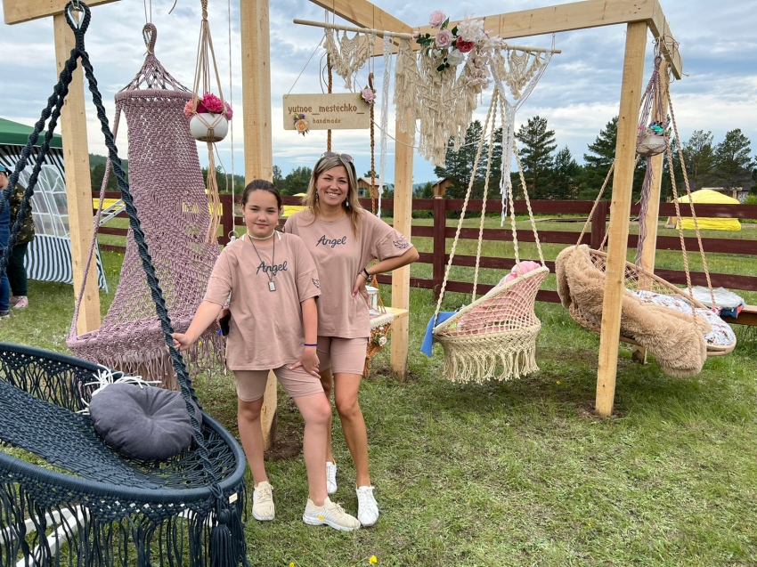 Женщины-мастерицы со всего Zабайкалья съехались на фестиваль в ленд-арт парк «Тужи» 