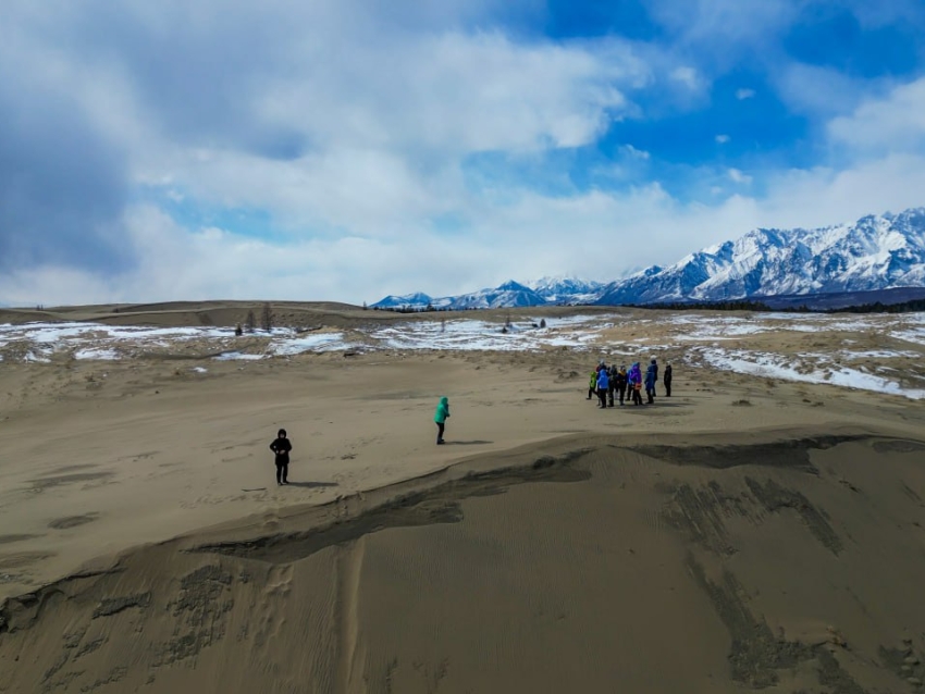 Участники автоэкспедиции «Бам» после посещения Забайкалья воспели Чарские пески 