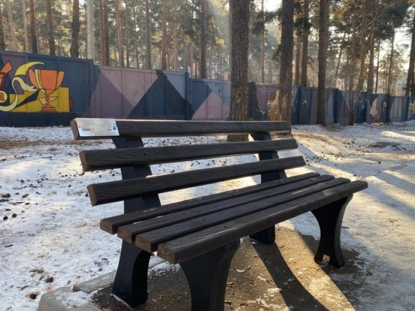 Читинская школа №35 собрала больше всего пластиковых крышек  - они превратятся в мебель