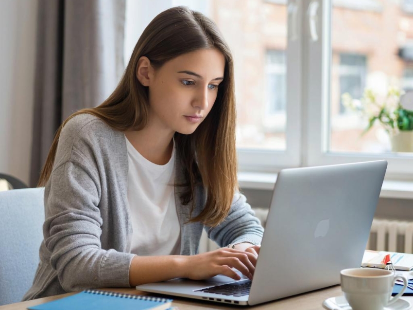 Забайкальских школьников приглашают принять участие в олимпиаде на платформе Яндекс учебика и Яндекс лицея