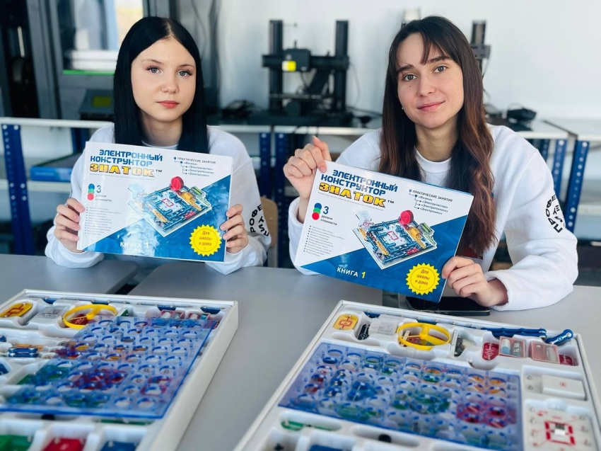  Собрали не только схемы, но и интерес к профессии!