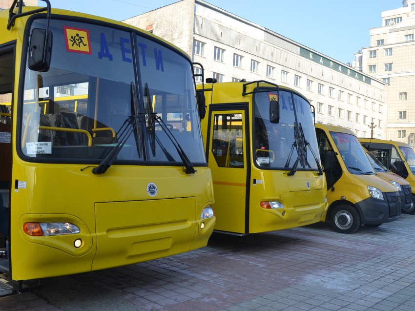 Школы Забайкальского края получат 67 новых автобусов